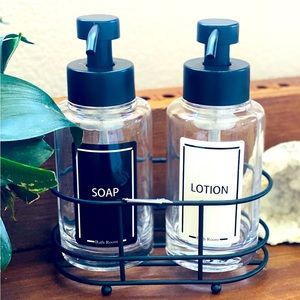 Soap and Lotion Pump Glass Bottles and Caddy set NWT